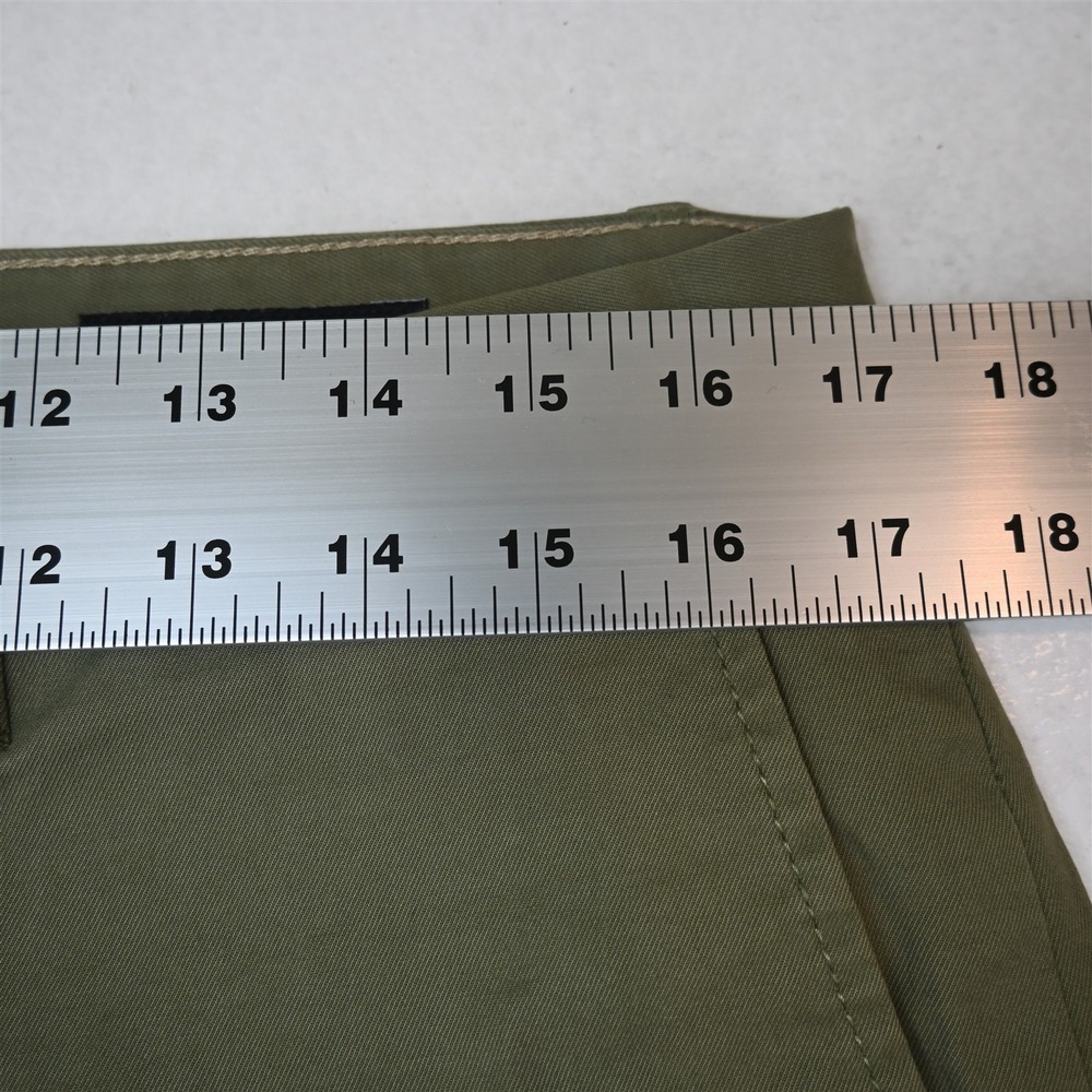 Banana Republic 33x34 Green Lived In Slim Chino Mens Pants - Picture 2 of 9